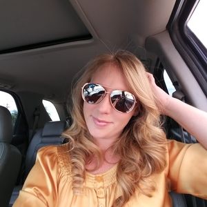 Meet your Posher, Britney